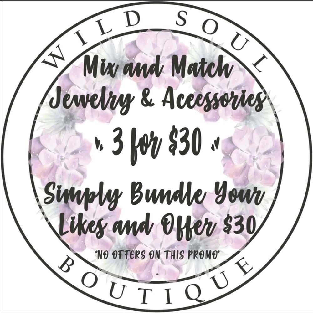 • Audrey • Red or Black Fringe Statement Earrings - Picture 4 of 4